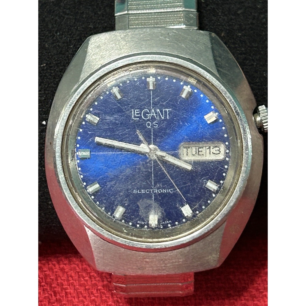 Vintage Legant QS Electronic Watch Day Date Blue‎ Dial Needs Batteries